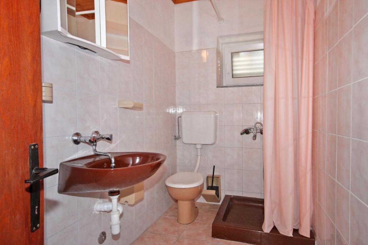 Apartments By The Sea Metajna, Pag - 6351 Extérieur photo